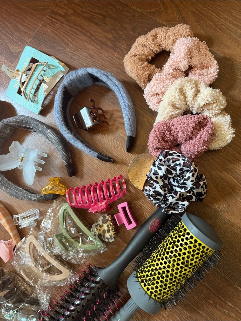 Mixed Hair Accessories Bundle - Pink, Brown, Gray, Cream
